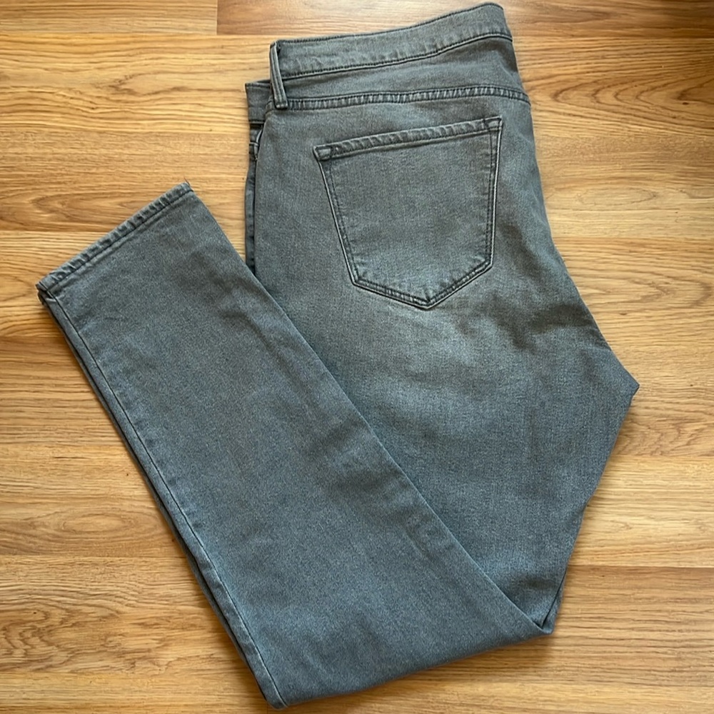 Old Navy Curvy mid-rise jeans